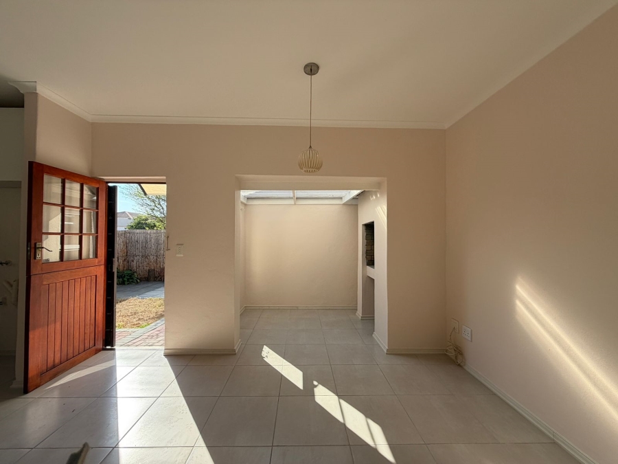 2 Bedroom Property for Sale in Anchorage Park Western Cape